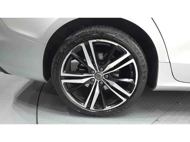 Volvo S60 R-Design* DISTRONIC* ПОДГРЕВ* ОБДУХВАНЕ* КАМЕРА* - автомобили, коли, обяви за нови и употребявани 15