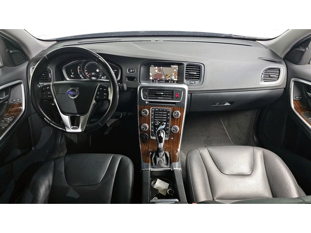 Volvo S60 D3 | Памет; подгрев седалки | Подгрев волан - автомобили, коли, обяви за нови и употребявани 6