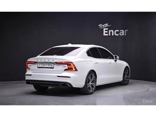 Volvo S60 T5 Inscription* ОБДУХ* HUD* FULL* ЛИЗИНГ - автомобили, коли, обяви за нови и употребявани 3