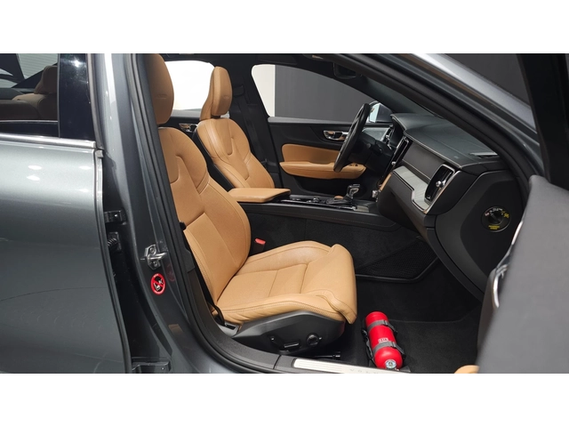 Volvo S60 2.0 T5 Inscription - автомобили, коли, обяви за нови и употребявани 8