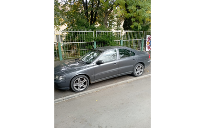 volvo-s60-nishto-po-kolsta-ne-e-smeneno - 1