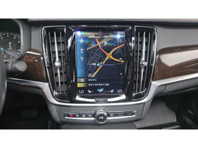 Volvo S90 2.0 T5 Momentum - автомобили, коли, обяви за нови и употребявани 12