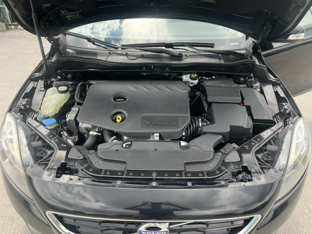 Volvo V40 1.6 NAVI - автомобили, коли, обяви за нови и употребявани 13