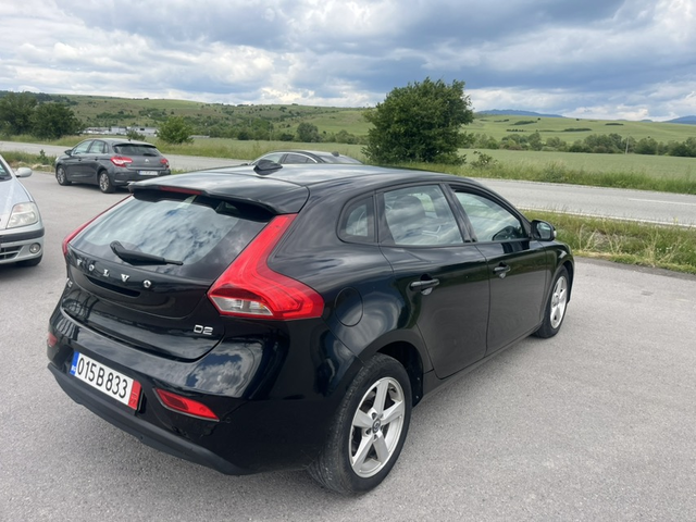 Volvo V40 1.6 NAVI - автомобили, коли, обяви за нови и употребявани 5