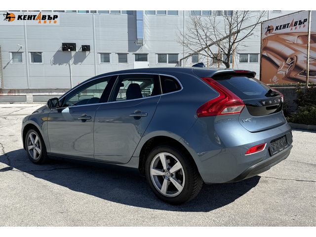 Volvo V40 1.6d 115к.с. - автомобили, коли, обяви за нови и употребявани 2