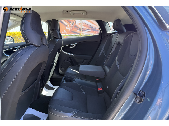 Volvo V40 1.6d 115к.с. - автомобили, коли, обяви за нови и употребявани 9
