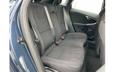 Volvo V40 Реален пробег - автомобили, коли, обяви за нови и употребявани 11