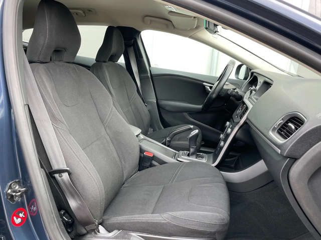 Volvo V40 Реален пробег - автомобили, коли, обяви за нови и употребявани 12