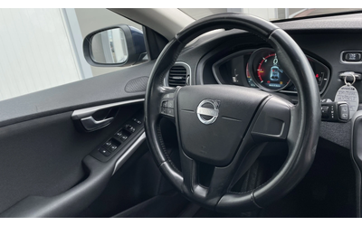 Volvo V40 Реален пробег - автомобили, коли, обяви за нови и употребявани 15