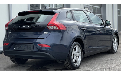 volvo-v40 - 4