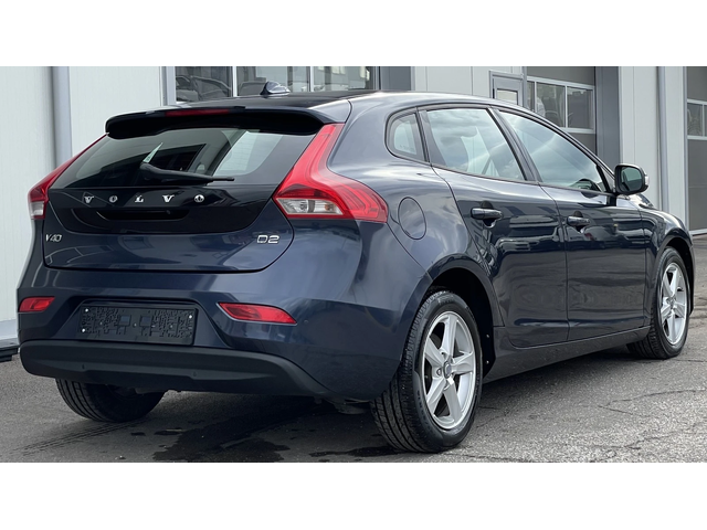 Volvo V40 Реален пробег - автомобили, коли, обяви за нови и употребявани 4