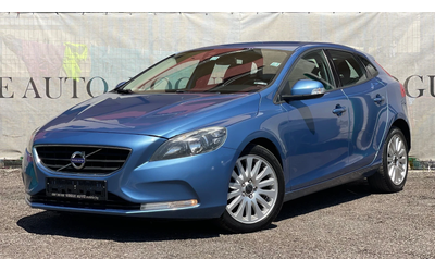 volvo-v40 - 0