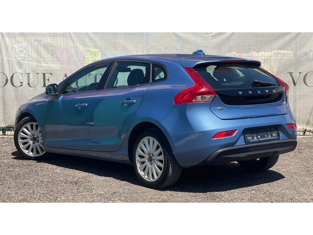 Volvo V40 D2* Камера* 6 Скорости - автомобили, коли, обяви за нови и употребявани 3