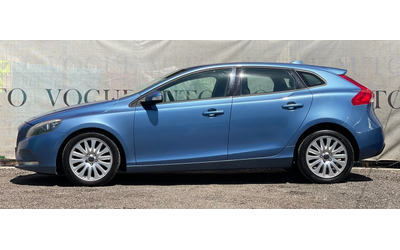 volvo-v40 - 4