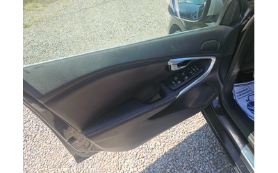 Volvo V40 2.0 D2 120 k.c. R design - автомобили, коли, обяви за нови и употребявани 15