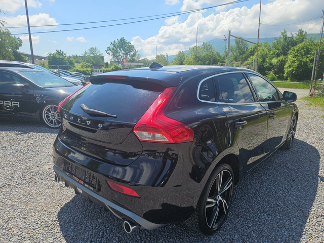 Volvo V40 2.0 D2 120 k.c. R design - автомобили, коли, обяви за нови и употребявани 4