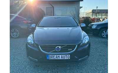 volvo-v40-2-0-d2 - 1