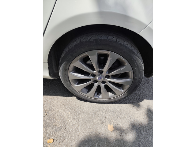 Volvo V40, 2013 г., 207000 км, 115 к.с. - автомобили, коли, обяви за нови и употребявани 2