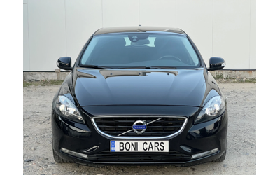 volvo-v40 - 1