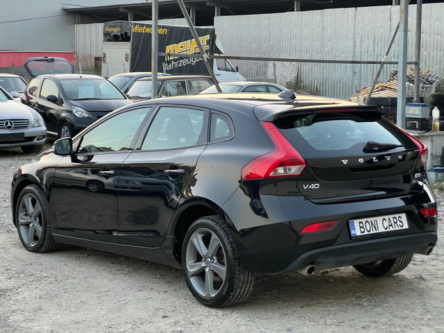 Volvo V40 D3-2.0d- 150к.с/ Старт-стоп/ Навигация/ Камера - автомобили, коли, обяви за нови и употребявани 6