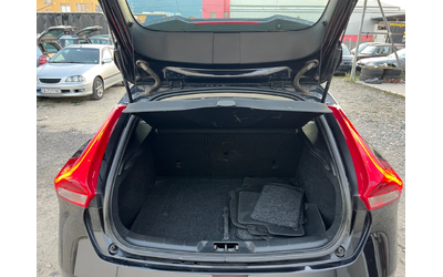 Volvo V40 D3-2.0d- 150к.с/ Старт-стоп/ Навигация/ Камера - автомобили, коли, обяви за нови и употребявани 8