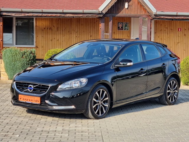 Volvo V40 1.6дизел 114к.с. - автомобили, коли, обяви за нови и употребявани 0