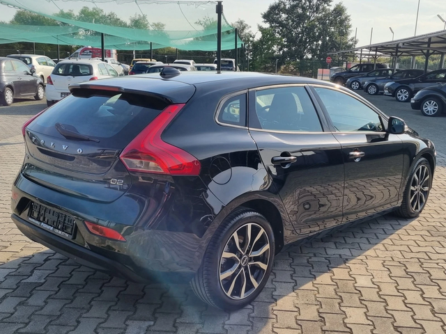 Volvo V40 1.6дизел 114к.с. - автомобили, коли, обяви за нови и употребявани 6