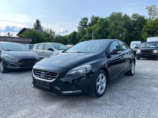 Volvo V40 D2 1.6D EURO 5B - автомобили, коли, обяви за нови и употребявани 0