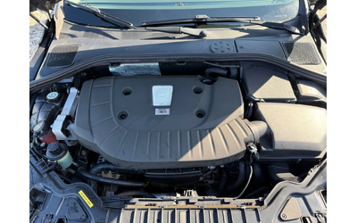 Volvo V40 2.0 D - автомобили, коли, обяви за нови и употребявани 16