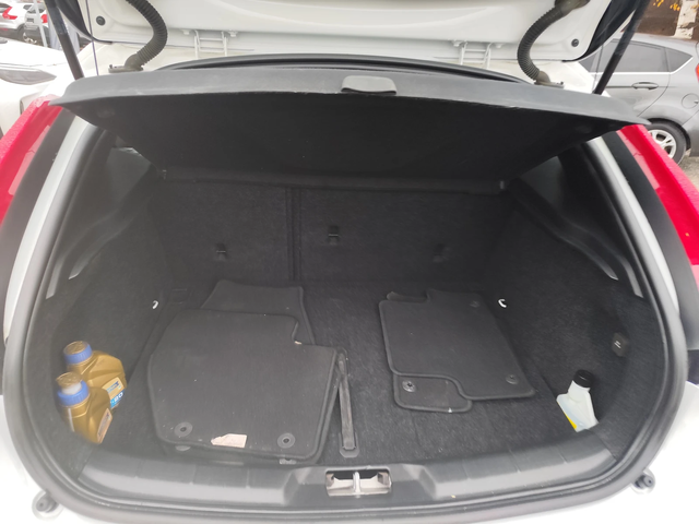 Volvo V40 1.5i* АВТОМАТИК* LED/XENON* NAVI* EURO6D* - автомобили, коли, обяви за нови и употребявани 13