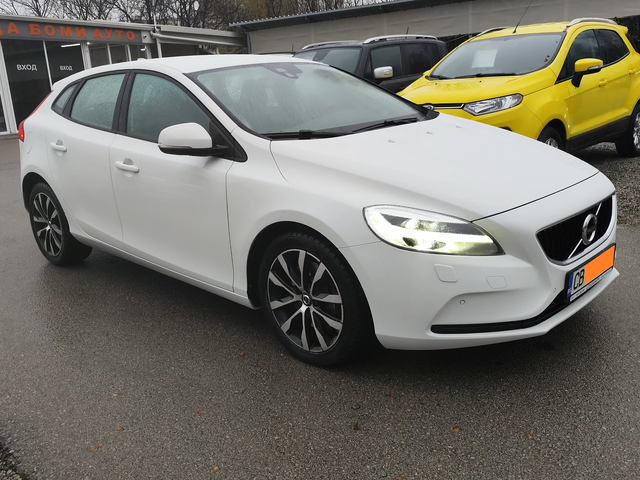 Volvo V40 1.5i* АВТОМАТИК* LED/XENON* NAVI* EURO6D* - автомобили, коли, обяви за нови и употребявани 2