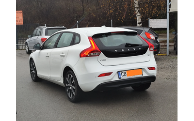 volvo-v40 - 4