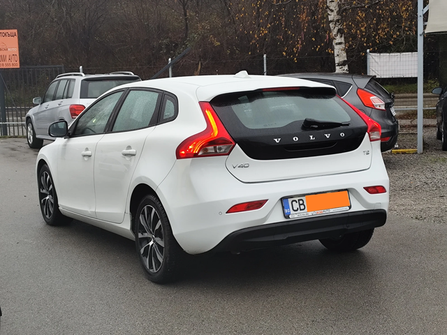 Volvo V40 1.5i* АВТОМАТИК* LED/XENON* NAVI* EURO6D* - автомобили, коли, обяви за нови и употребявани 4