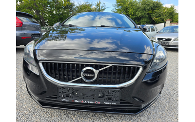 volvo-v40 - 1