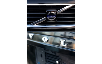 Volvo V40 1.6D4/platinum - автомобили, коли, обяви за нови и употребявани 8