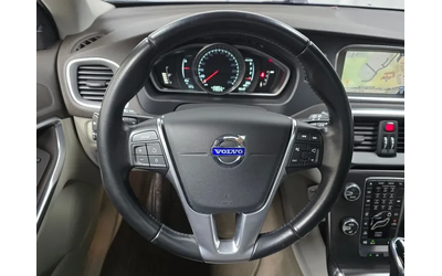 Volvo V40 1.6D - автомобили, коли, обяви за нови и употребявани 12