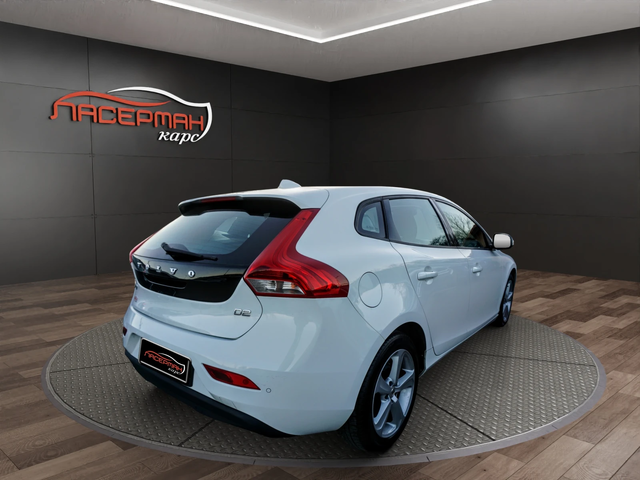 Volvo V40 1.6 D2 KINETIC - автомобили, коли, обяви за нови и употребявани 2