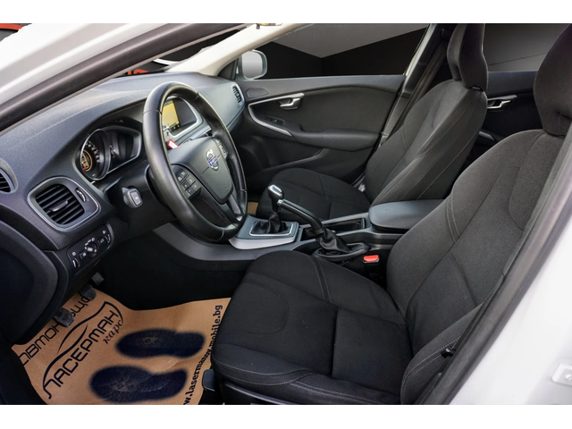 Volvo V40 1.6 D2 KINETIC - автомобили, коли, обяви за нови и употребявани 7