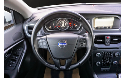 Volvo V40 1.6 D2 KINETIC - автомобили, коли, обяви за нови и употребявани 9