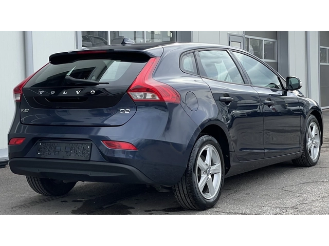 Volvo V40 Реален пробег - автомобили, коли, обяви за нови и употребявани 4