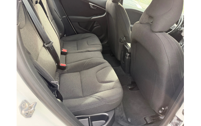 Volvo V40 Cross Country 2.0 D - автомобили, коли, обяви за нови и употребявани 14