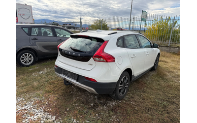 volvo-v40-cross-country - 4