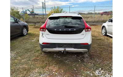 volvo-v40-cross-country - 5