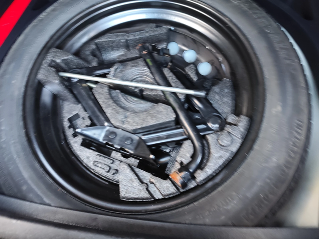 Volvo V40 Cross Country 2.0D* АВТОМАТИК* EURO6B* NAVI* - автомобили, коли, обяви за нови и употребявани 11