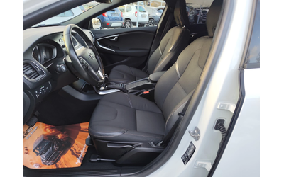 volvo-v40-cross-country - 4