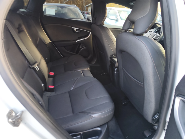 Volvo V40 Cross Country 2.0D* АВТОМАТИК* EURO6B* NAVI* - автомобили, коли, обяви за нови и употребявани 9