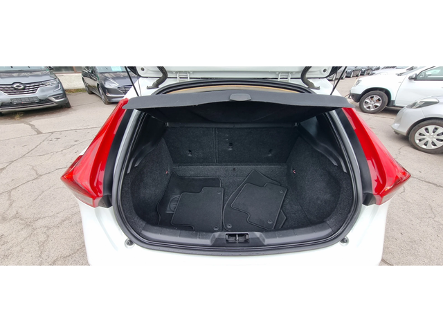 Volvo V40 Cross Country 1.6 D 114k.c UNIKAT ITALIA EURO 5B - автомобили, коли, обяви за нови и употребявани 14