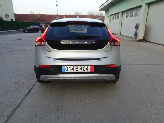 Volvo V40 Cross Country 1.6HDI-D2-115-BARTER-LIZING - автомобили, коли, обяви за нови и употребявани 5