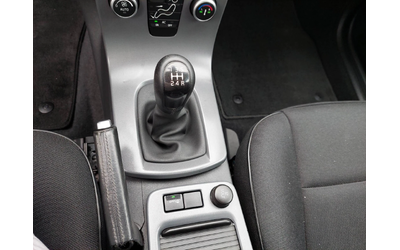 Volvo V50 1, 6d 109ps XENON - автомобили, коли, обяви за нови и употребявани 10