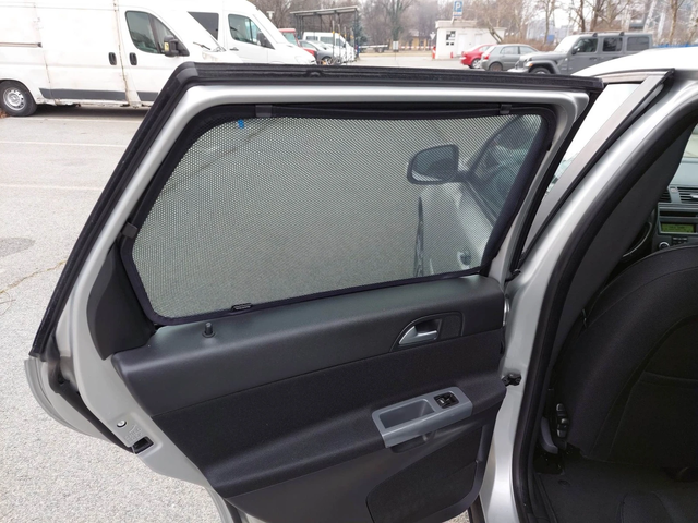 Volvo V50 1, 6d 109ps XENON - автомобили, коли, обяви за нови и употребявани 12